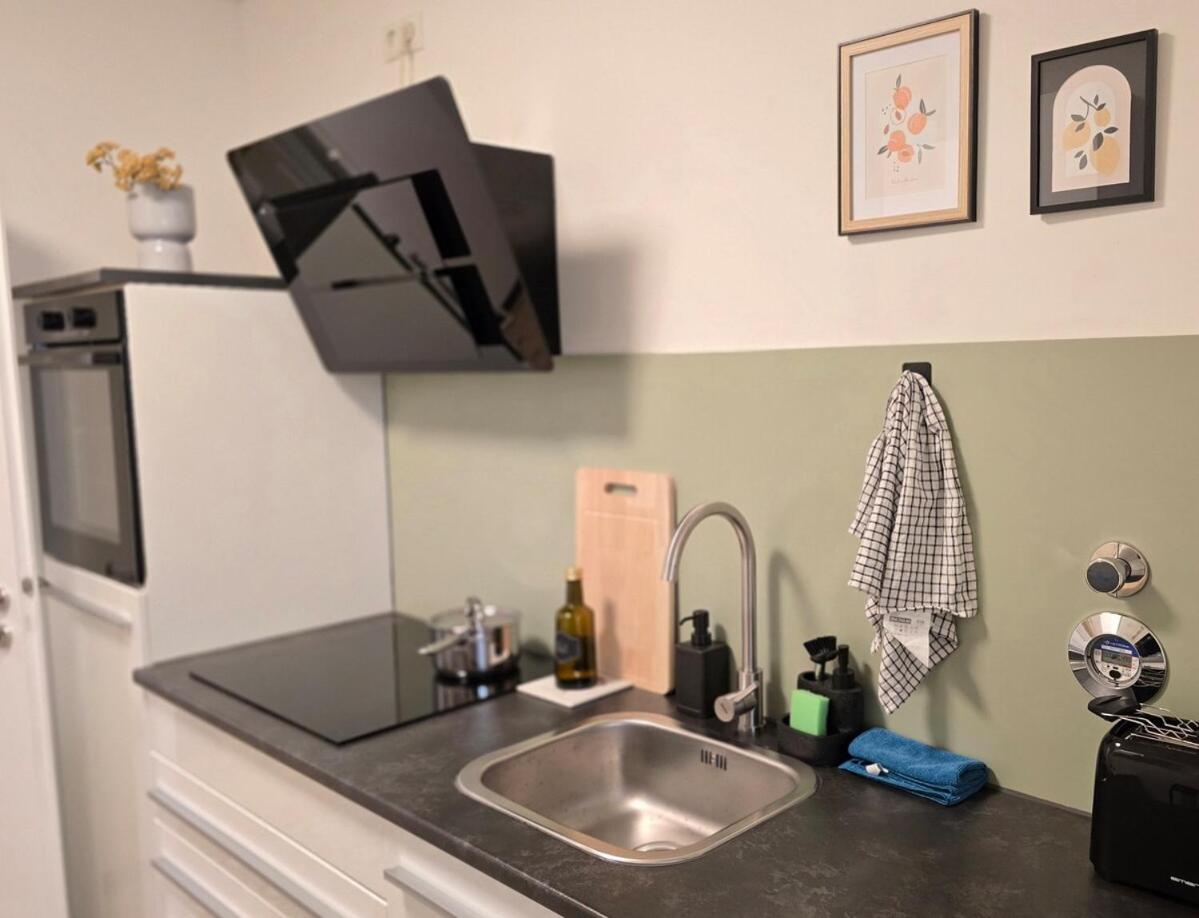 Zentrumsnah In - Balkon - Gratis Parken *
